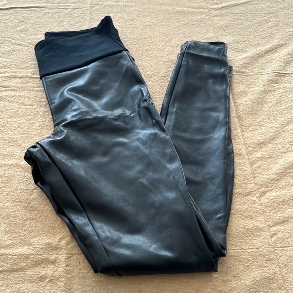 Red hot leggings medium*